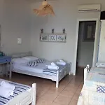 Ammos Papanero Apartament *