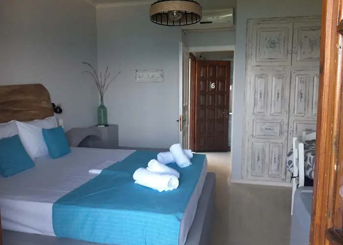 Ammos Papanero דירה *